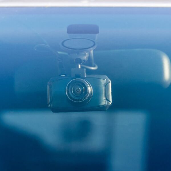 Jak wybrać odpowiednią kamerę samochodową w 2023 roku?